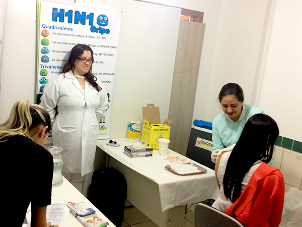 Implanta promove a imunização dos colaboradores