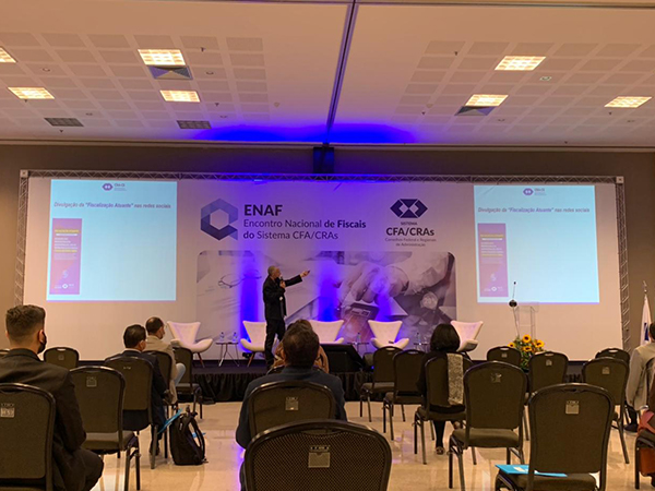 Implanta participa de encontro nacional promovido por CFA